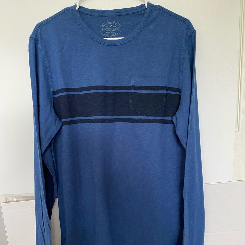 LIKE NEW! America Eagle Long Shirt Size Large